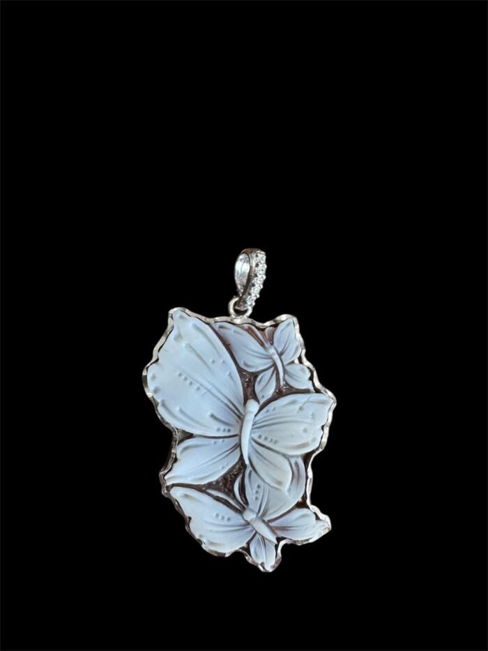 Cameo farfalle